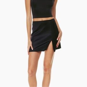 Aritzia Wilfred Black Slit Mini Skirt